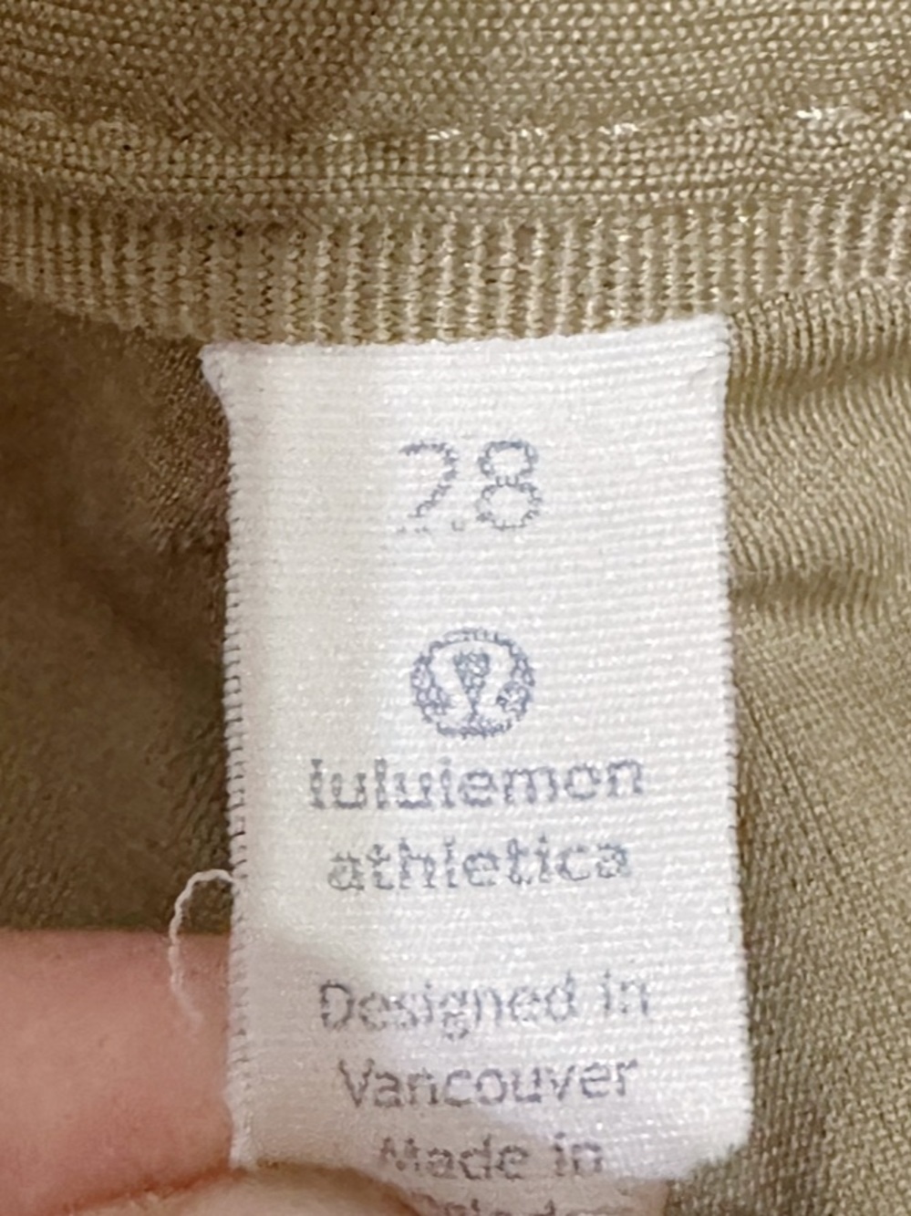 Lululemon Men's ABC Slim-Fit 5-Pocket
Warpstreme Pants Artifact Brown Size 28 - Picture 6 of 6